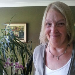 Joyce Winter Photo 32