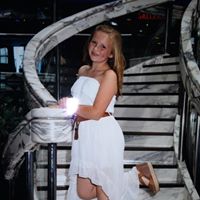 Teresa Cardwell Photo 14