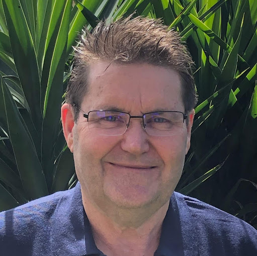 Alan Jacobson Photo 16