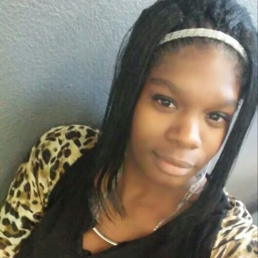 Estella Johnson Photo 12