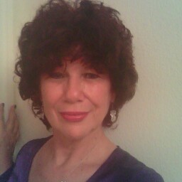 Sandra Perreault Photo 21