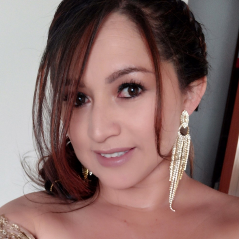 Maribel Torres Photo 19