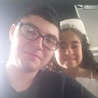 Laura Macintyre Photo 12