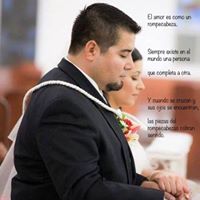 Elizabeth Ambriz Photo 34