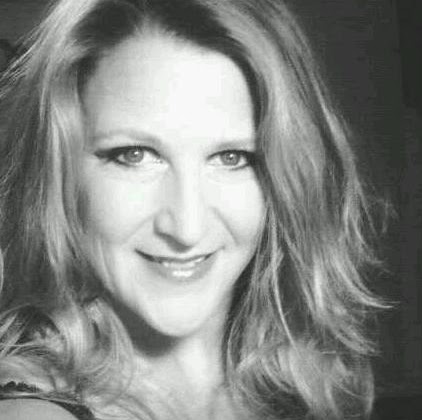 Pamela Franklin Photo 28