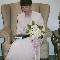 Tracey Pierce Photo 13