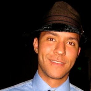 Jeffrey Skinner Photo 33