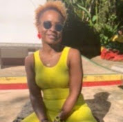 Tessa Phillips Photo 26