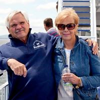 Pamela Elliott Photo 15