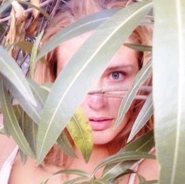Kristina Lambert Photo 5