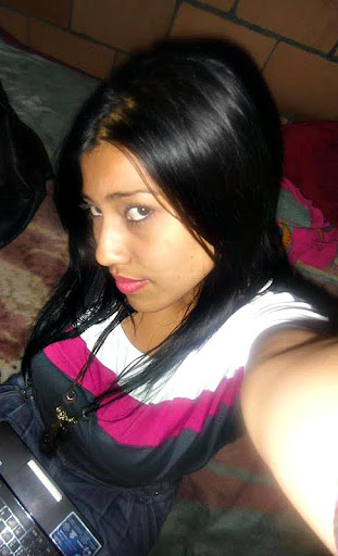 Erika Vega Photo 8