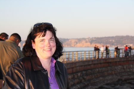 Elizabeth Faust Photo 17