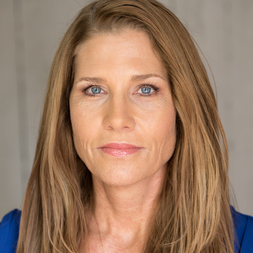 Elizabeth Kline Photo 20