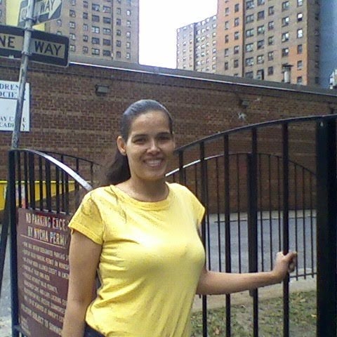 Eileen Gonzalez Photo 13