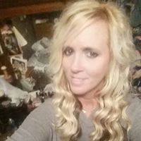 Tina Larson Photo 11