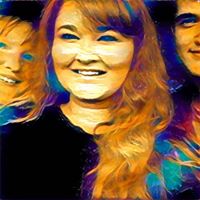 Stephanie Laird Photo 40