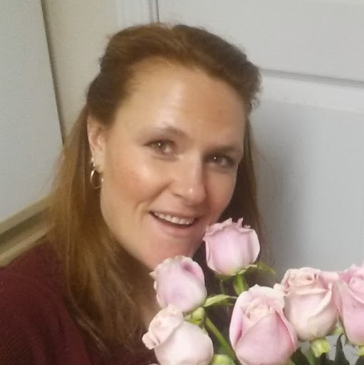 Juliet Green Photo 5