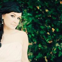 Christina Macdowell Photo 5