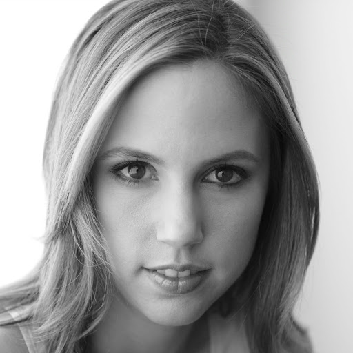Roxanne Cook Photo 13