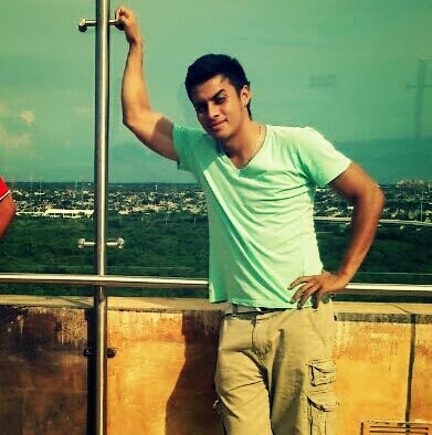 Ricardo Arellano Photo 20