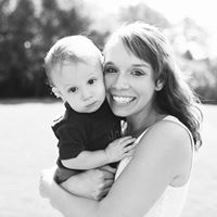 Stephanie Looney Photo 27