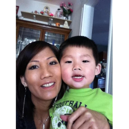 Tina Vuong Photo 13