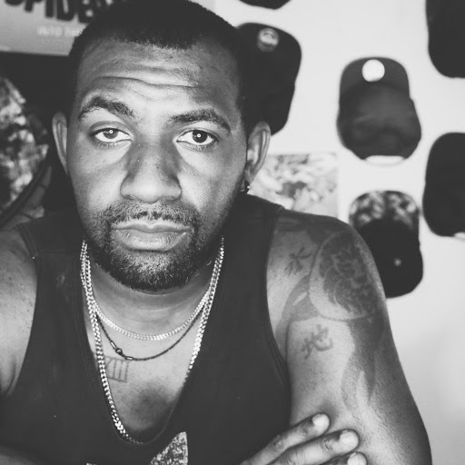 Christopher Gaines Photo 41