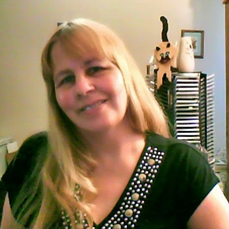 Linda Bergeron Photo 17