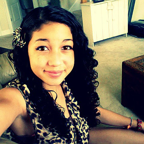 Miriam Moore Photo 31