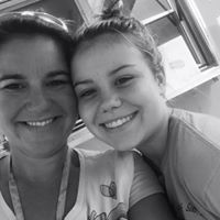 Lori Devine Photo 17