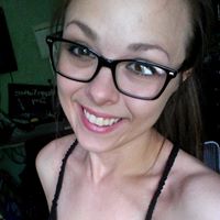 Elizabeth Harder Photo 29