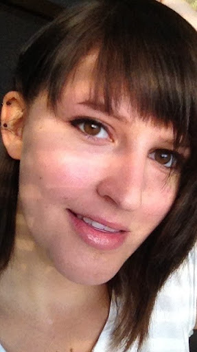 Lisa Reinhardt Photo 7