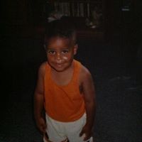 Michele Lyons Photo 23