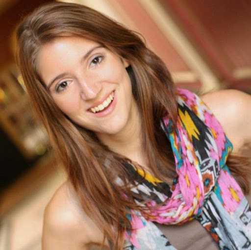 Callie Edwards Photo 24