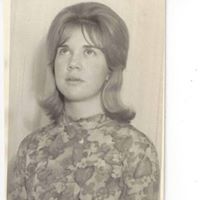 Dorothy Robinson Photo 7