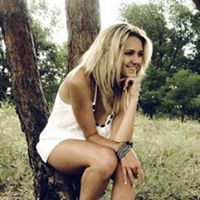 Dorothy Hampton Photo 10