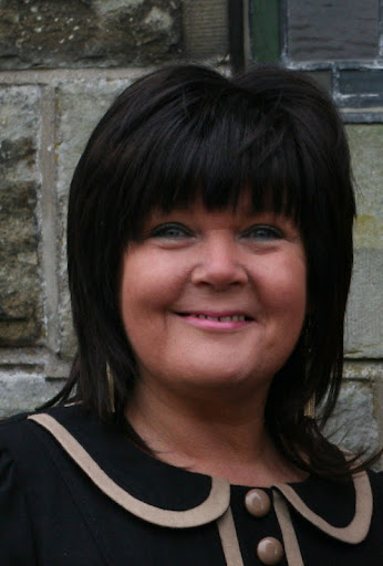 Angela Duffy Photo 12