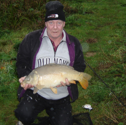 Alex Leach Photo 28