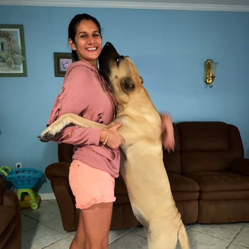 Anna Zapata Photo 30