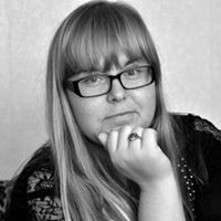 Angela Sander Photo 6