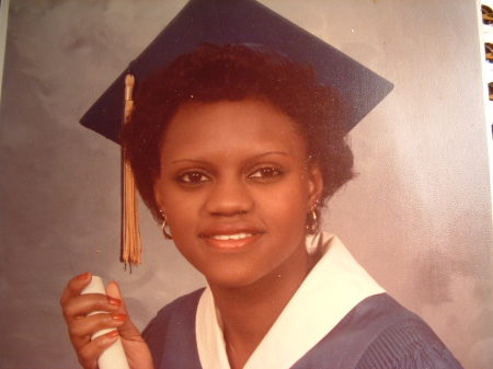 Barbara Evans Photo 16