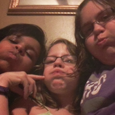 Katie Mercer Photo 34