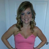 Erica Lewis Photo 17