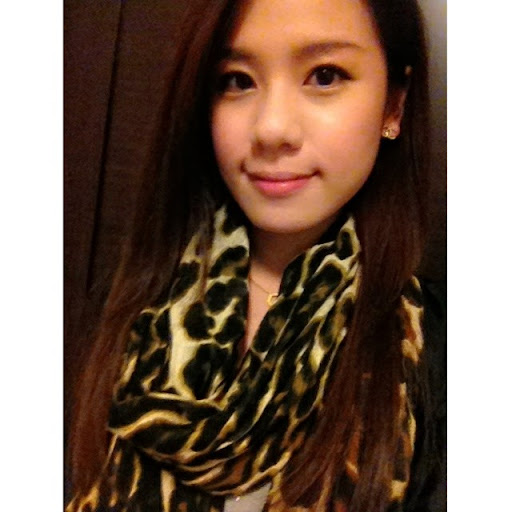 Suzanne Yu Photo 22