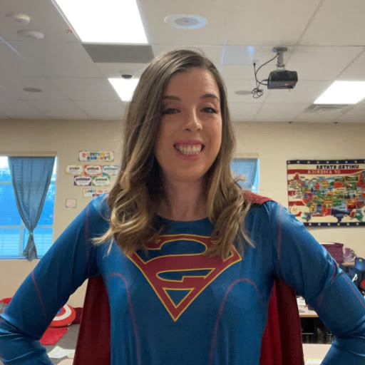 Lauren Ruth Photo 11