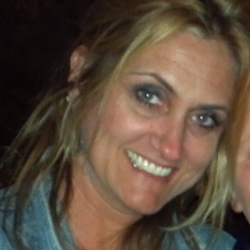 Crystal Warren Photo 30