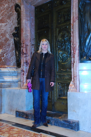 Ruth Schneider Photo 30