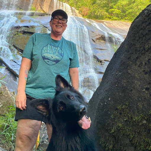 Julia Scott Photo 13