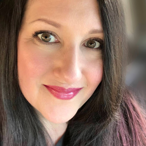 Lisa Conroy Photo 31