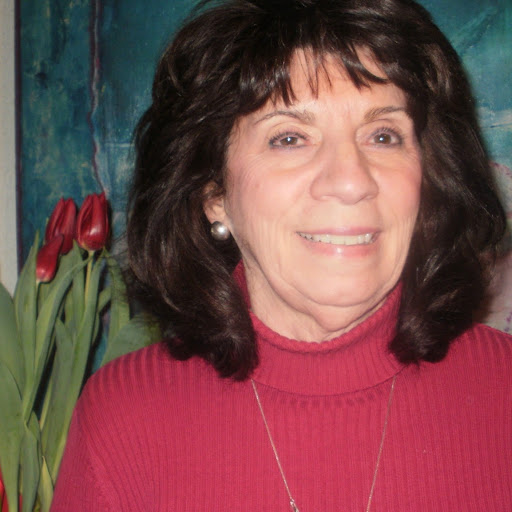 Joyce O'Connor Photo 13